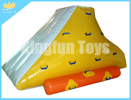 Inflatable climbing water mountain